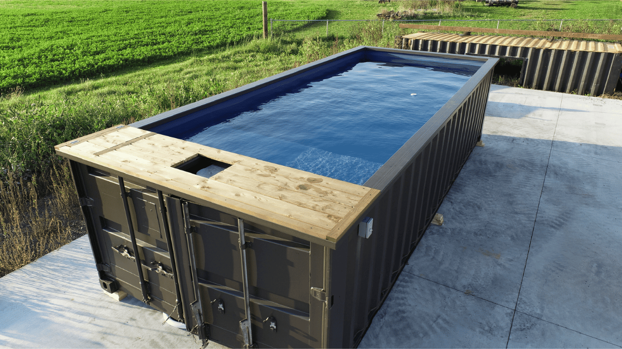 Container pool example